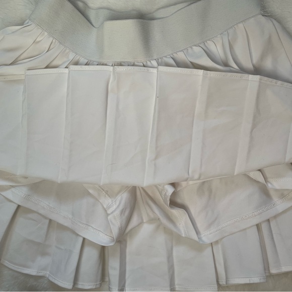 Garage Tennis Skirt - Picture 2 of 3